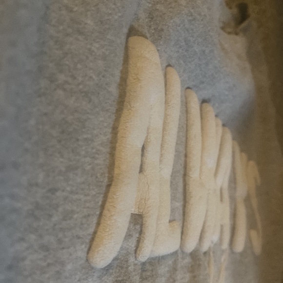 Crew neck - Picture 2 of 2